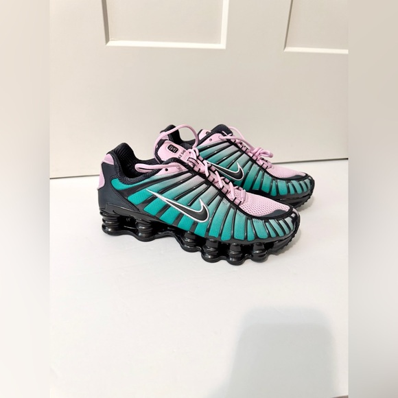 Nike Women's Shox TL Light Artic Pink Neptune Green 8.5 NEW IH1336-600 Sneakers - Picture 2 of 10